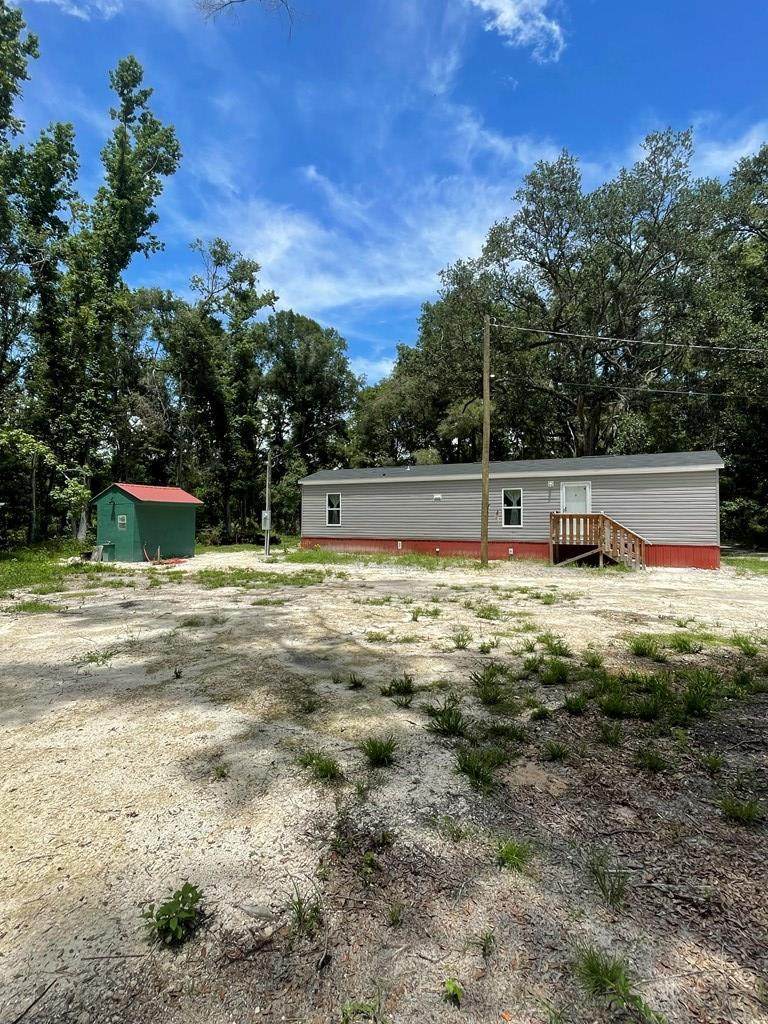 737 644th St - Photo 1