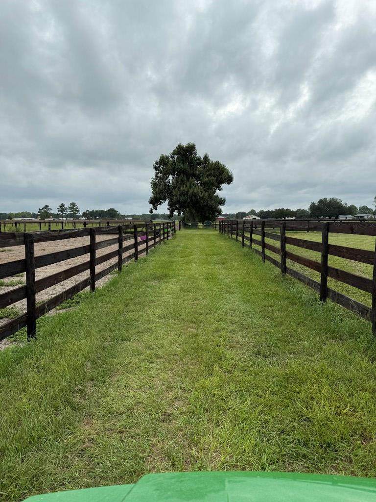 2189 17th Ter - Photo 1