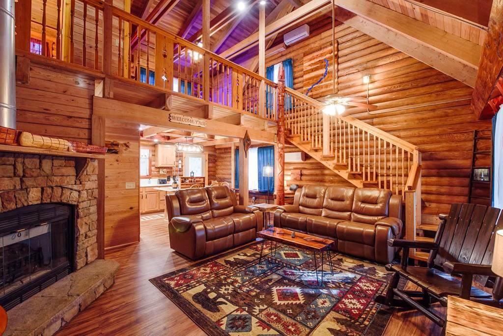 149 Hawkins Court - Photo 1