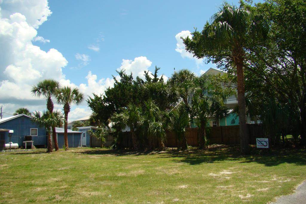 130 10th Ave West - Photo 1