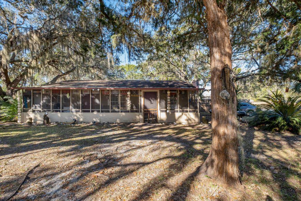 8 284th Ave - Photo 1