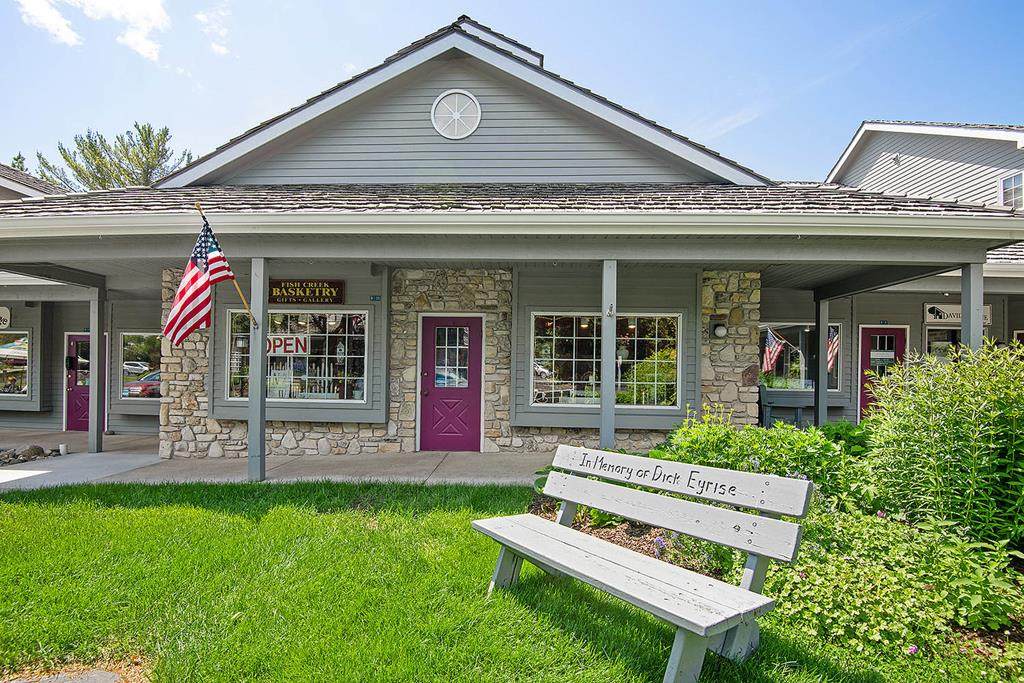 9331 Spring Rd - Photo 1