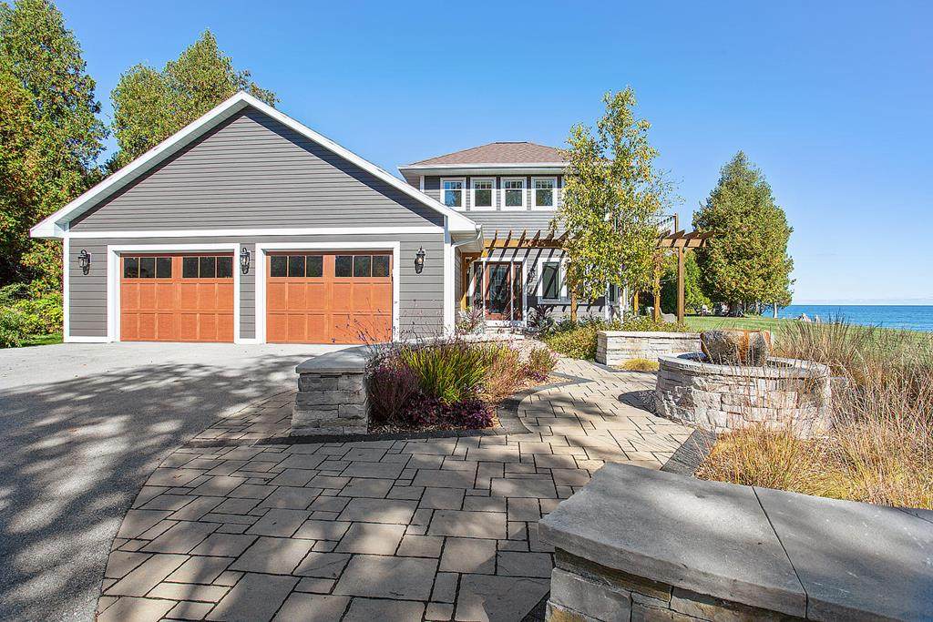 7096 All Creatures Ln - Photo 1