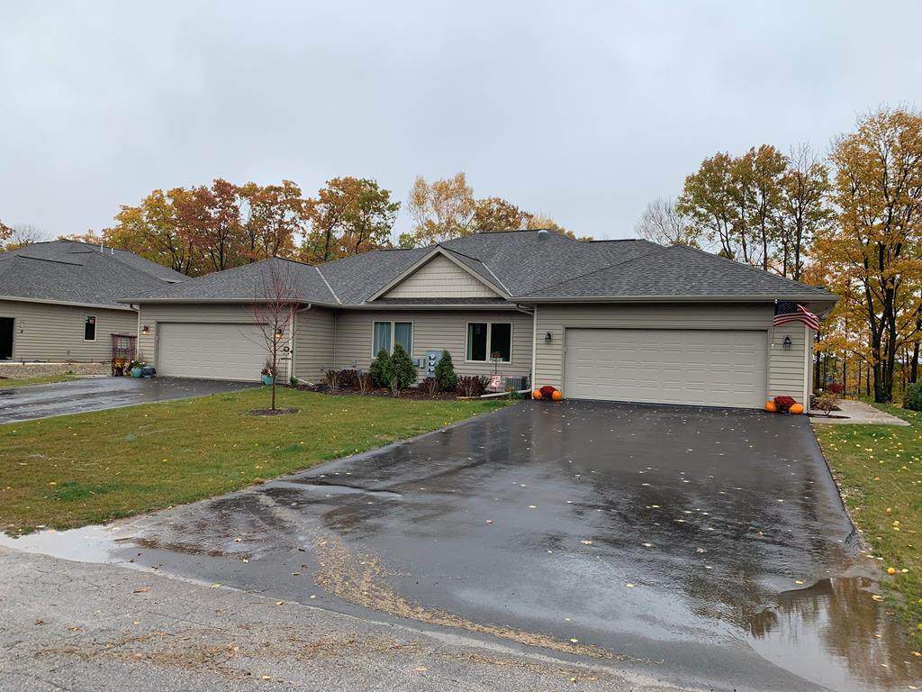 4428 Madeline Ln - Photo 1