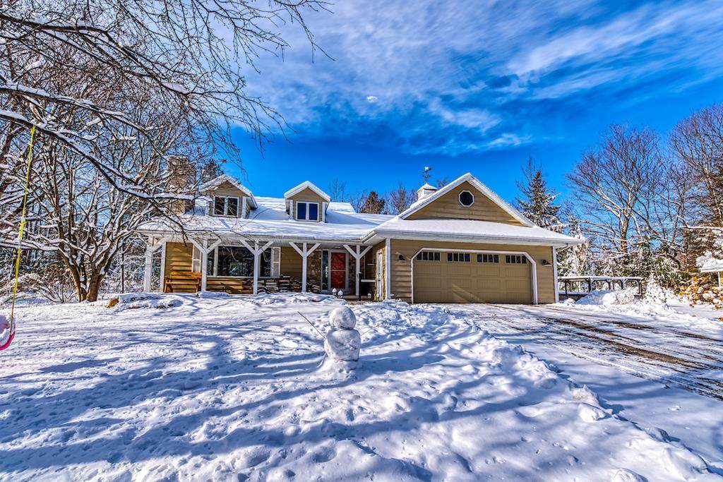 2941 Gibraltar Rd - Photo 1