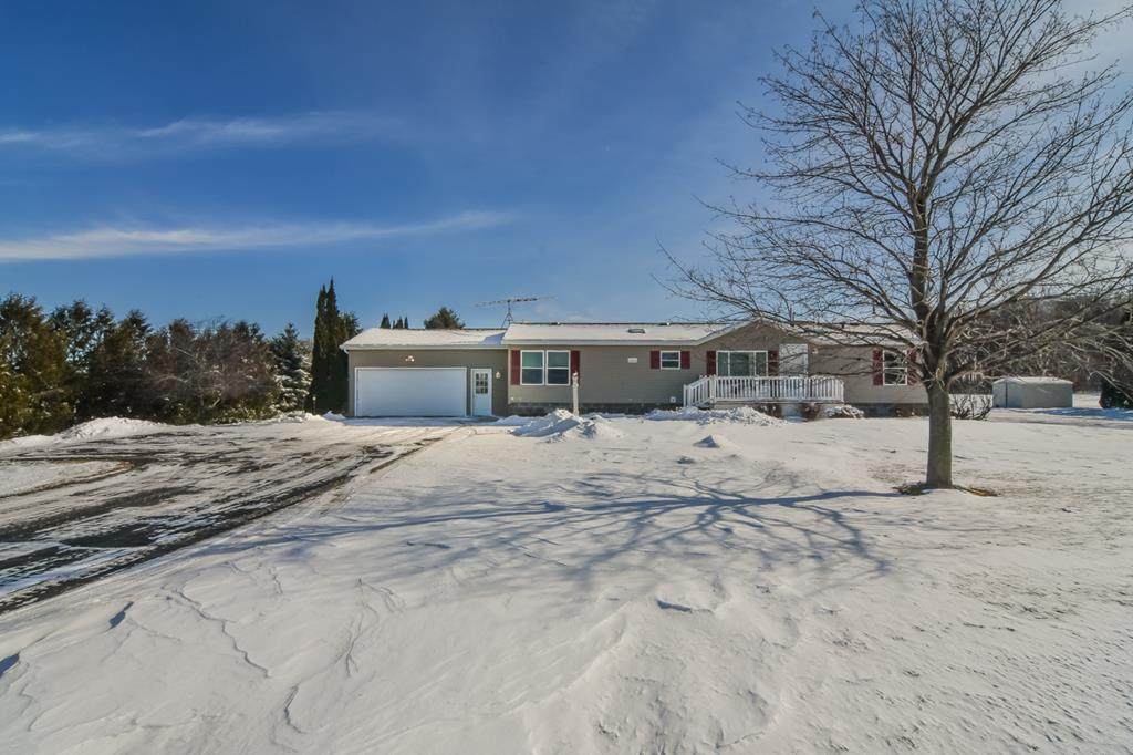 1480 County Hwy C - Photo 1