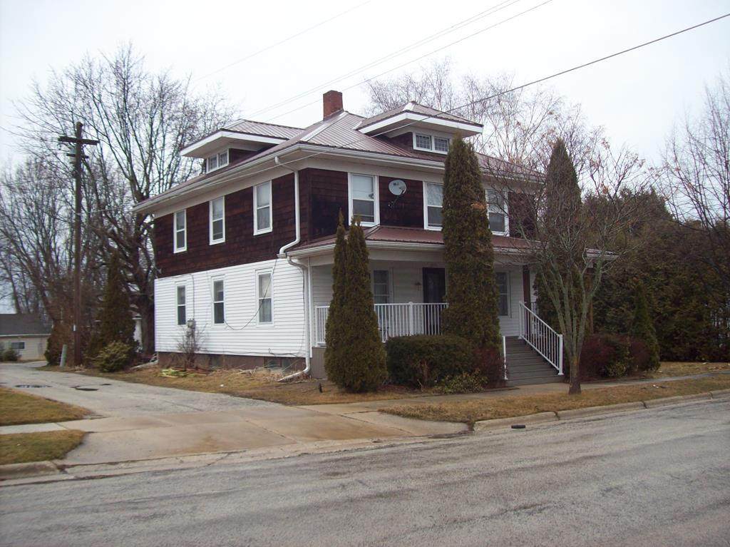 1213 Steele St - Photo 1