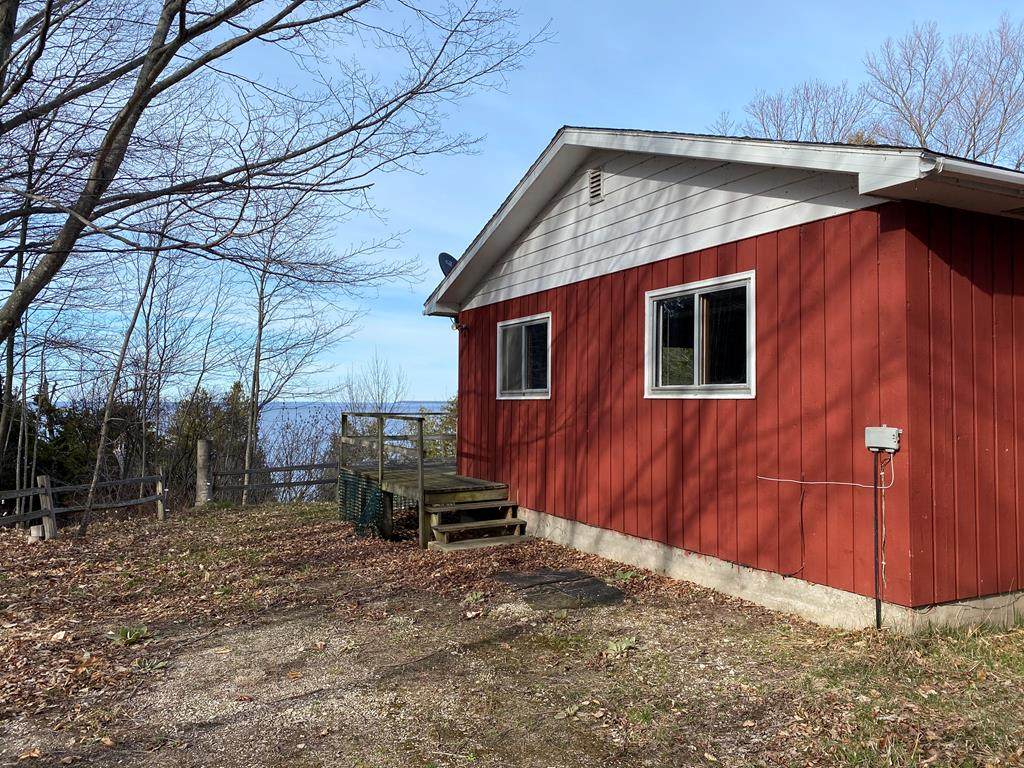 2230 Pedants Ln - Photo 1