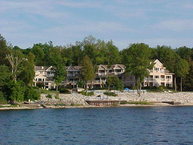 4303 Bay Shore Dr - Photo 1