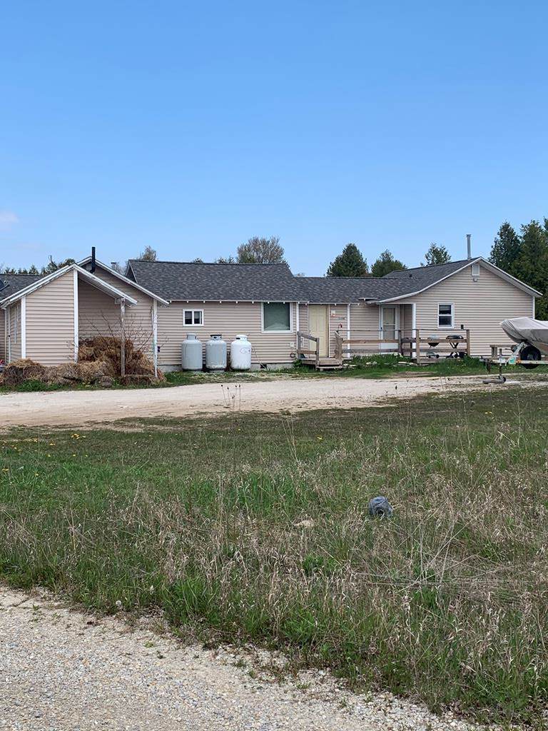 7882 Bedrock Flats Ln - Photo 1
