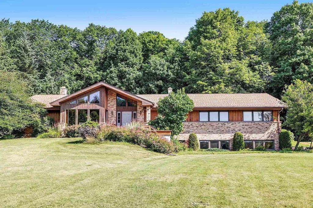 18700 Rocky Ct - Photo 1