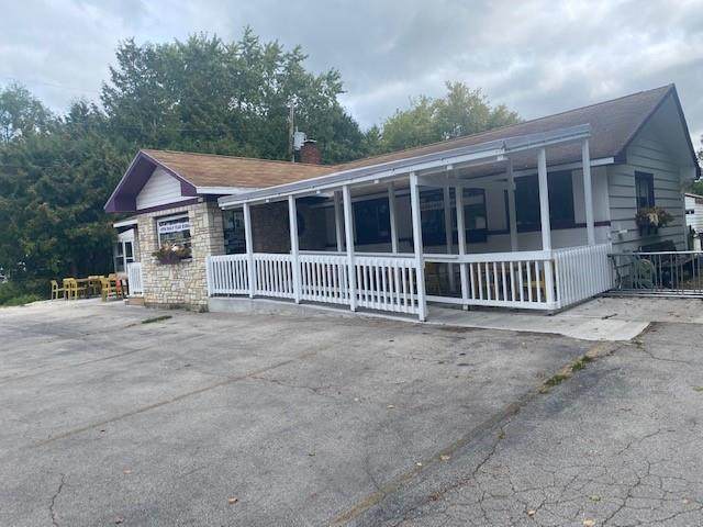 7918 Hwy 42 - Photo 1