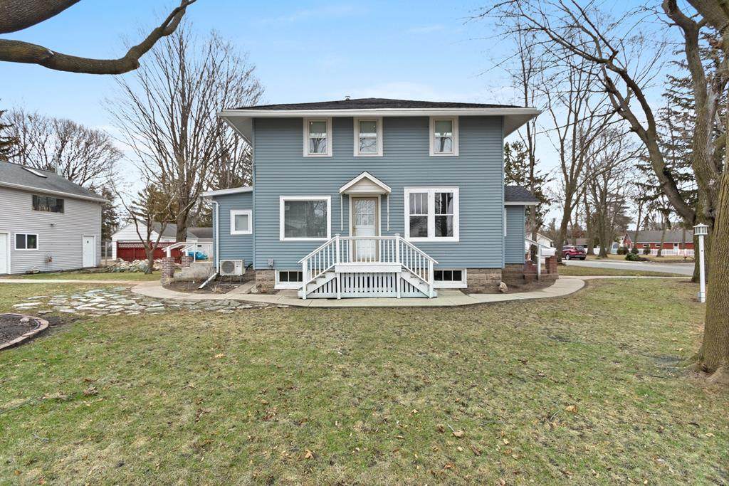 920 Texas St - Photo 1