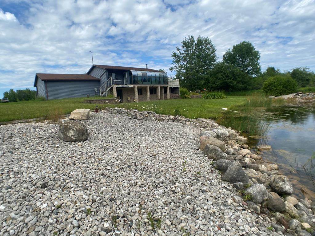 E5887 10th Rd - Photo 1