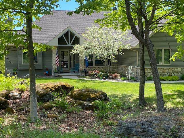 7696 Muirfield Ct - Photo 1
