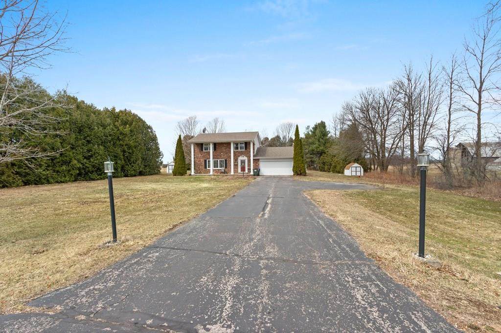 331 County Rd S - Photo 1