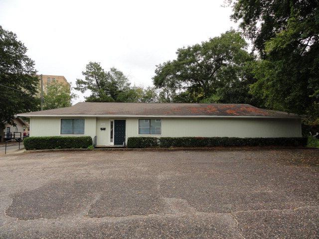411 Foster Street - Photo 1