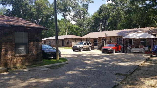 100 Mcnair Circle - Photo 1