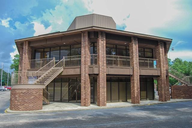 2323 Main St - Photo 1