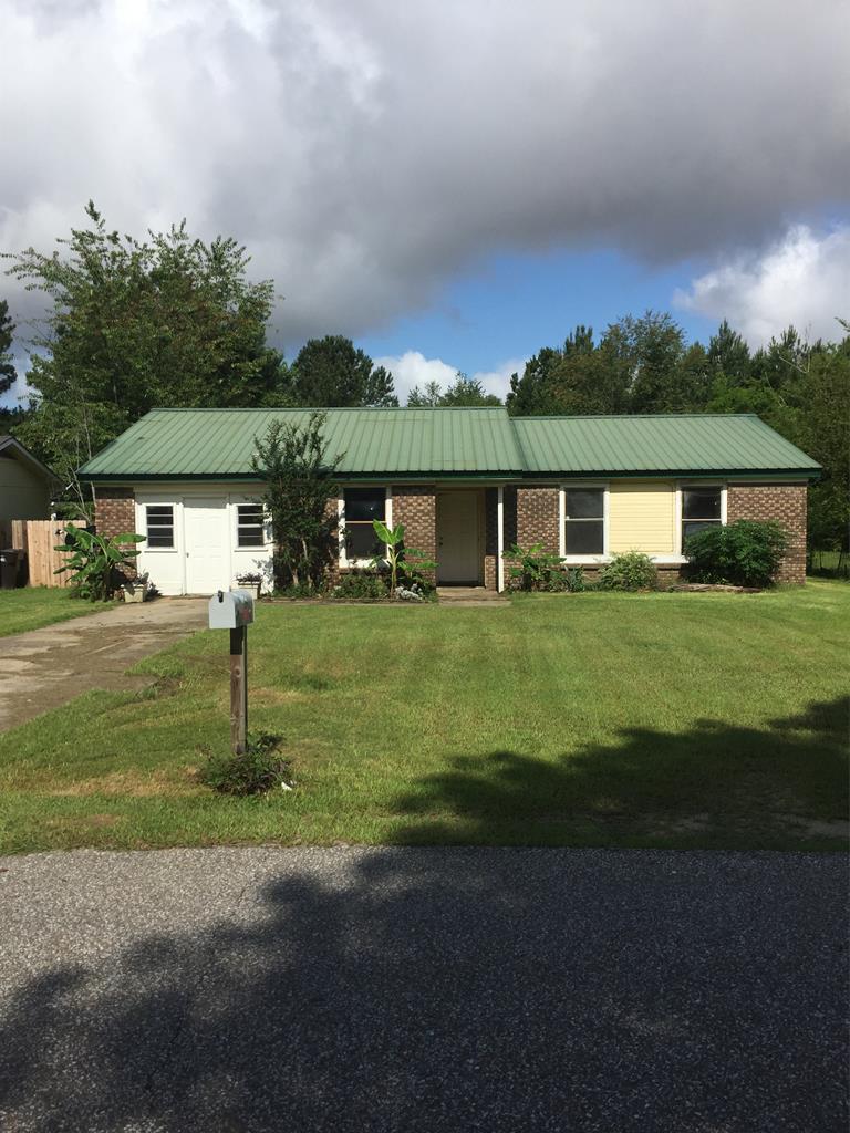 312 Canterbury - Photo 1