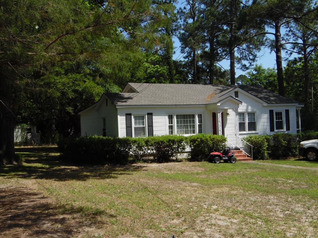 103 Roosevelt - Photo 1