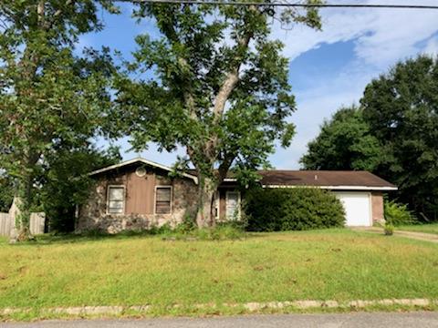 902 Eastwood - Photo 1