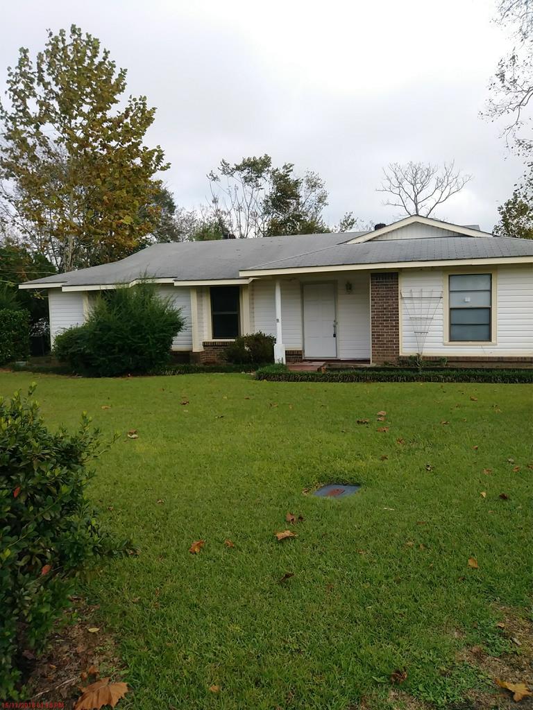 2110 Oakdale Circle - Photo 1
