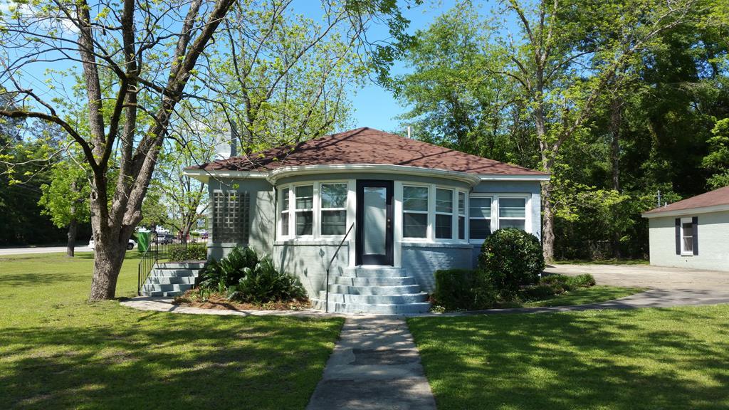 2057 Oates - Photo 1