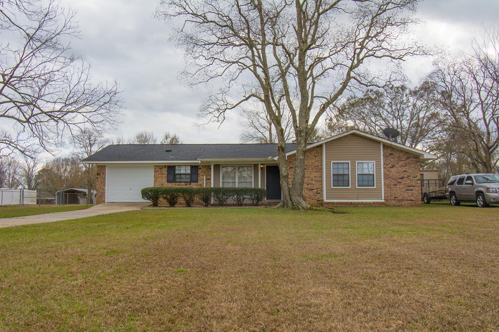305 Oakland Dr - Photo 1