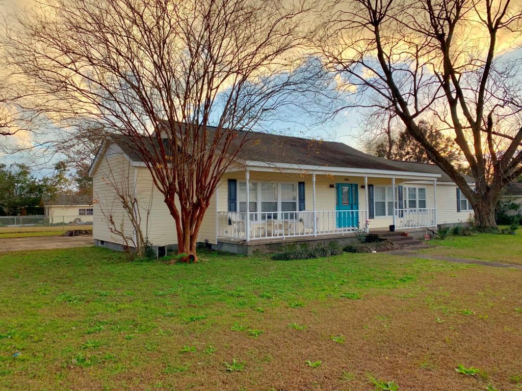 301 Fulton Street - Photo 1