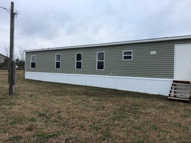 126 Whitaker - Photo 1