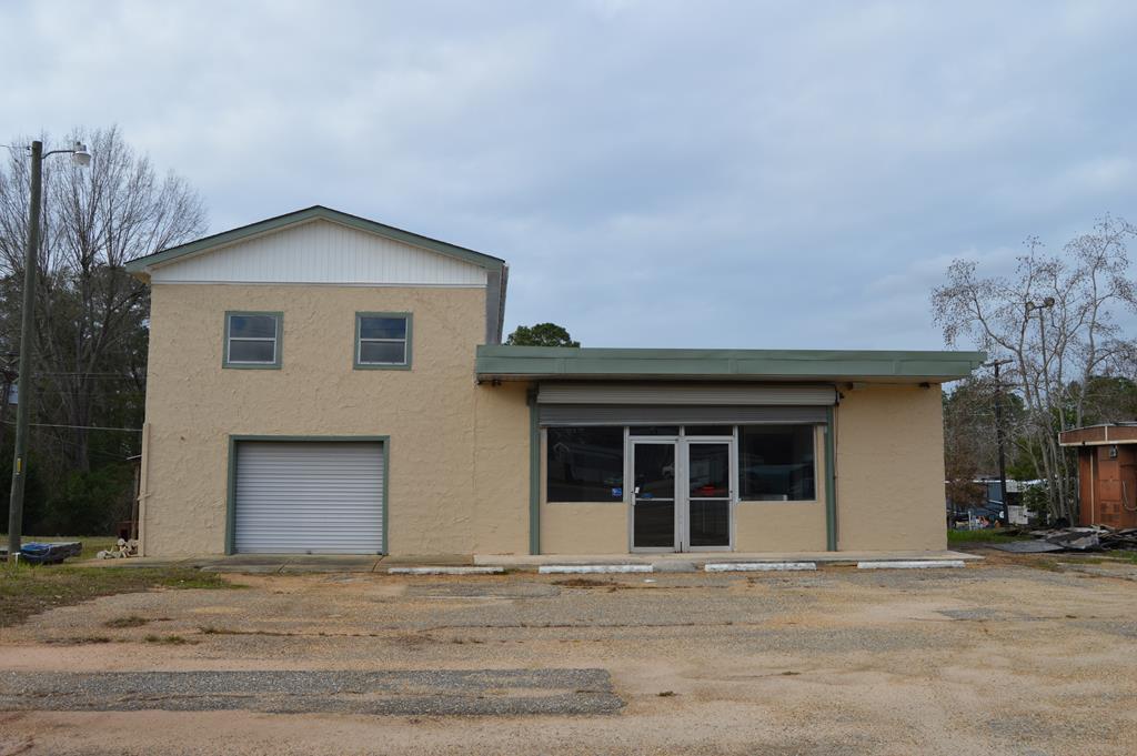 3939 Rucker Boulevard - Photo 1