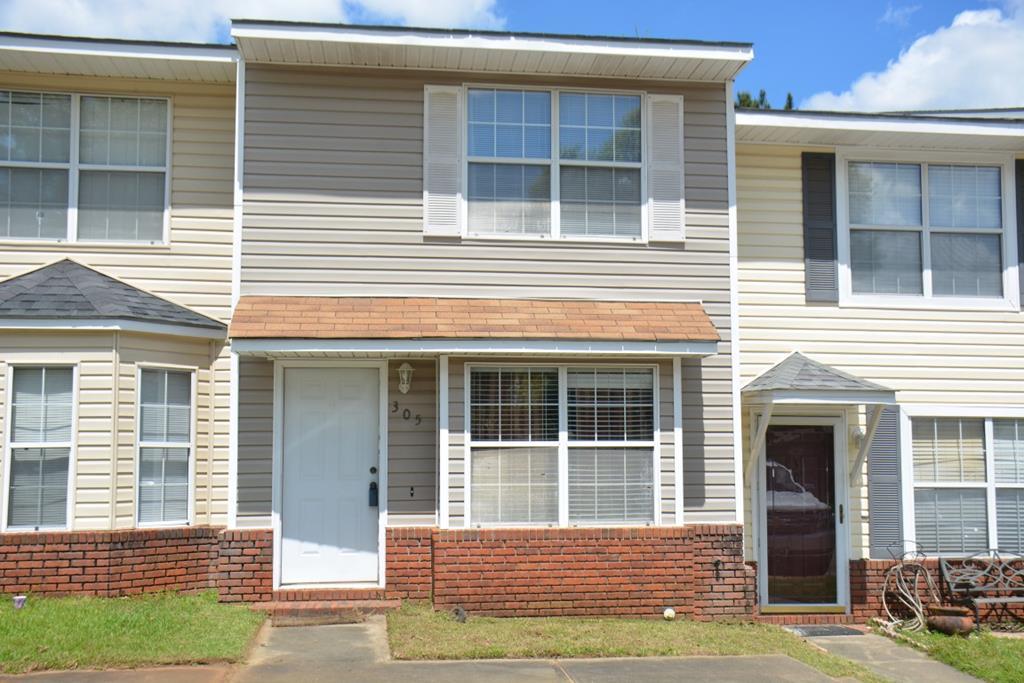305 Regency Drive - Photo 1