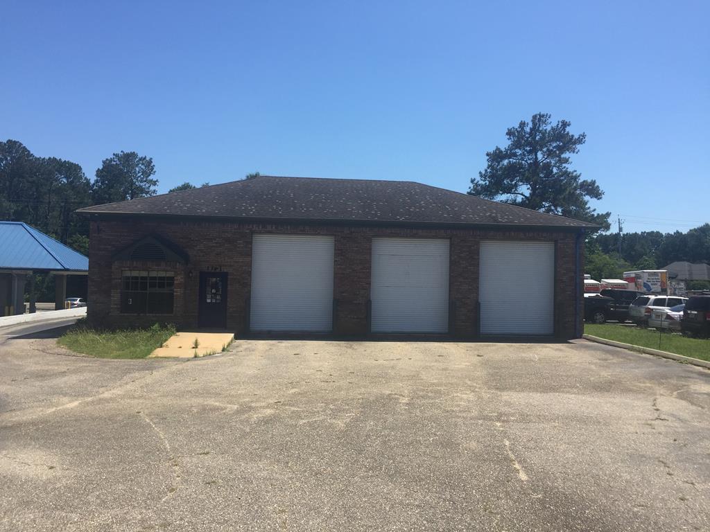 3341 Main - Photo 1