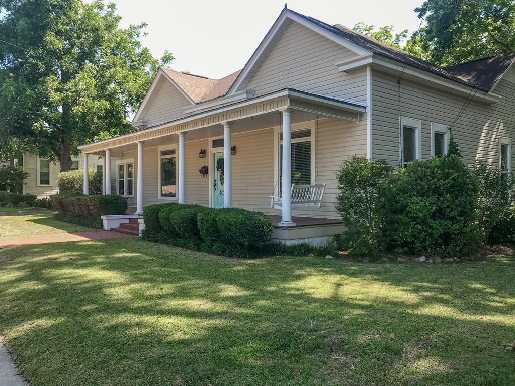 403 Cleveland Street - Photo 1