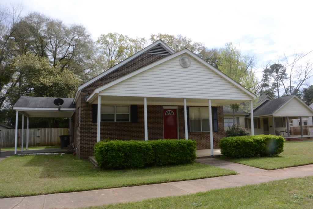 711 College Street - Photo 1