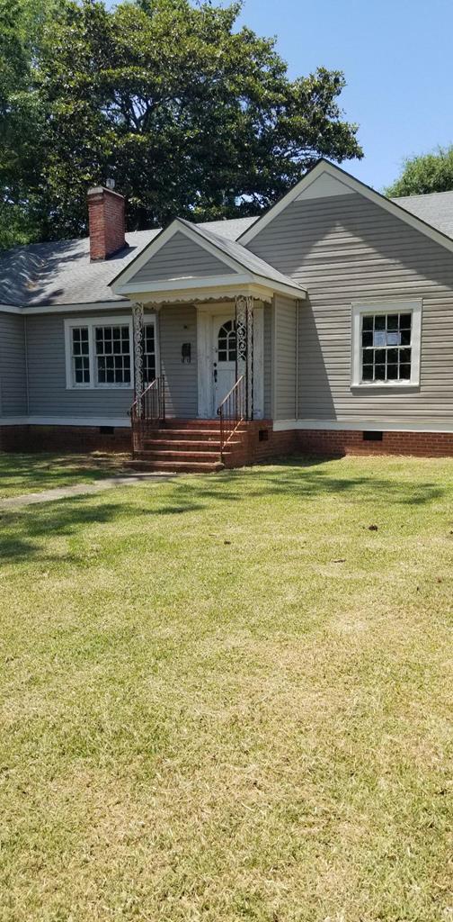 219 Sanford Rd - Photo 1