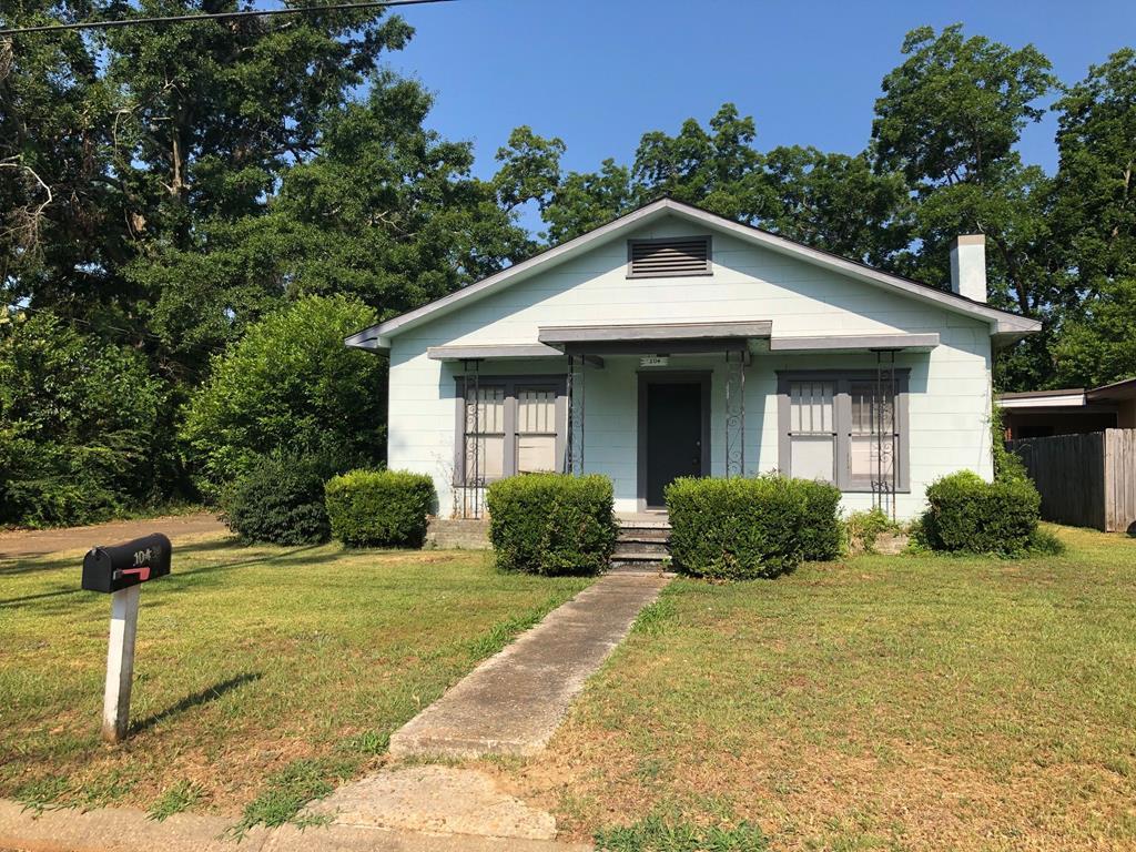 104 Myrtle Street - Photo 1