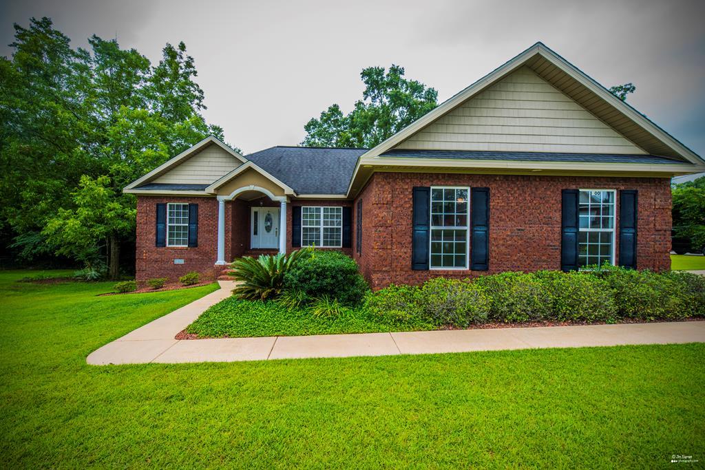 200 Dogwood - Photo 1