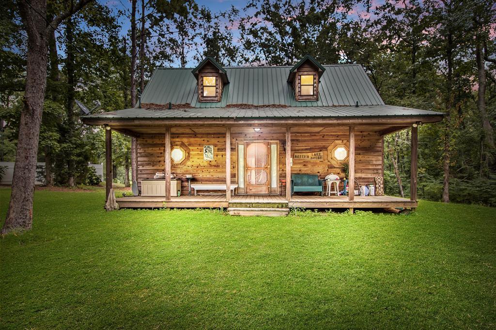 1381 Powell Trace - Photo 1