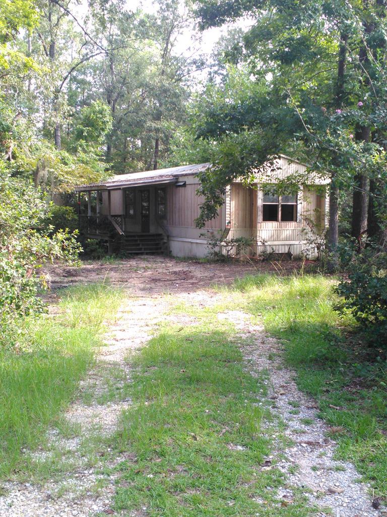 600 Lakeshore Lane - Photo 1