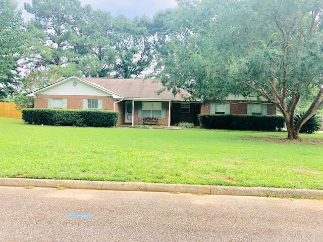 605 Woodleigh - Photo 1