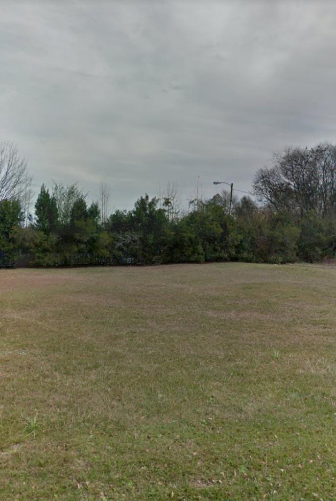 502 Railroad Avenue - Photo 1