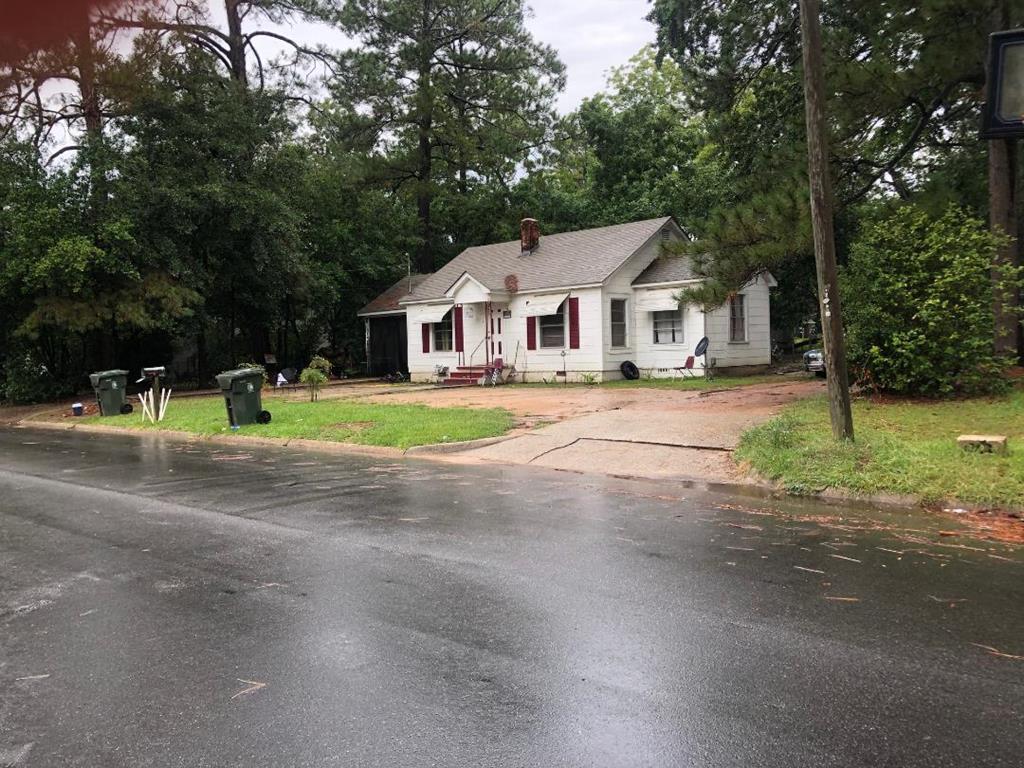 714 Arlington - Photo 1