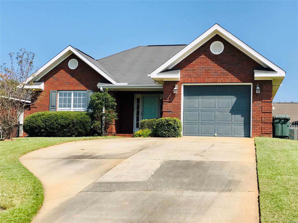 215 Windsor Garden - Photo 1