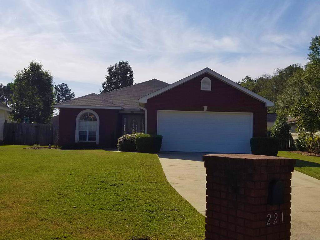 221 Superior Drive - Photo 1