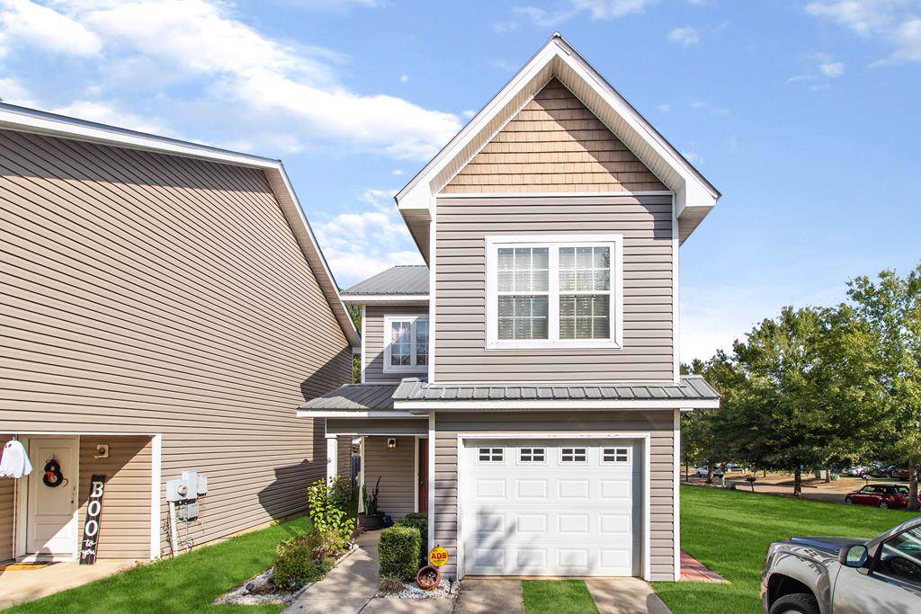 117 Coral Lane - Photo 1