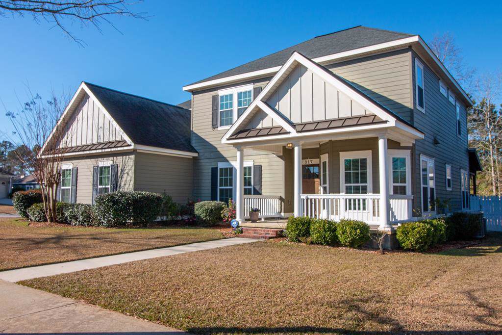 317 Redbud Circle - Photo 1