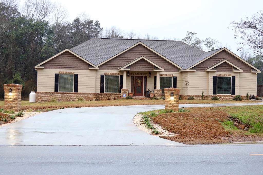 527 Hwy 105 - Photo 1