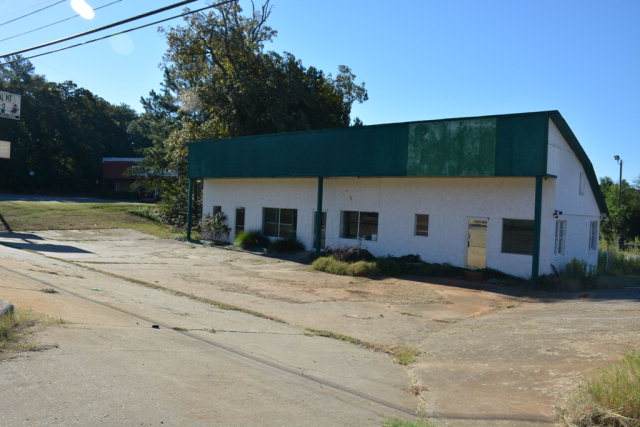 1402 Park Avenue - Photo 1